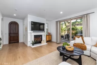 Photo #4: OC25245055 Listing 