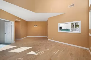 Photo #5: OC25245159 Listing 