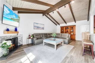 Photo #2: OC25245282 Listing