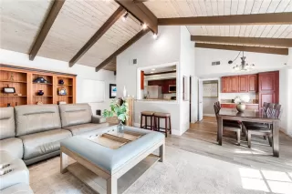 Photo #4: OC25245282 Listing