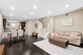 Photo #6: OC25245416 Listing 