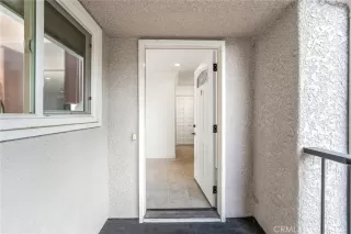 Photo #5: OC25245692 Listing