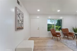 Photo #6: OC25245718 Listing