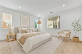 Photo #5: OC25245740 Listing