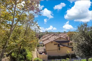 Photo #5: OC25245940 Listing 