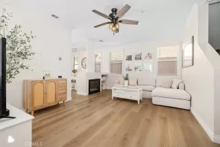 Photo #2: OC25245949 Listing