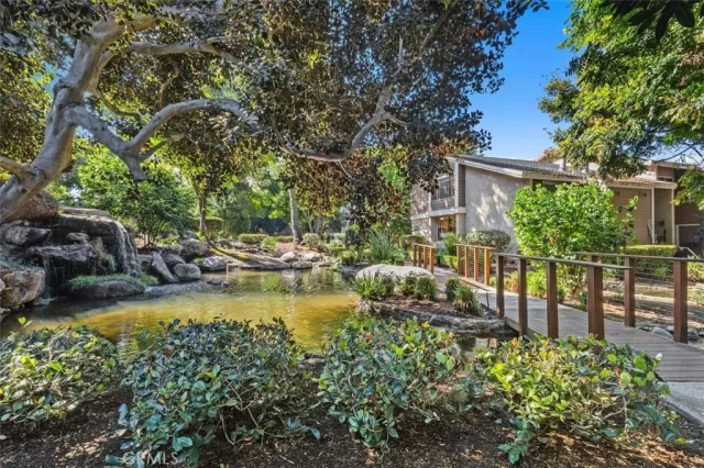 MLS: OC25246204 Condo For Sale