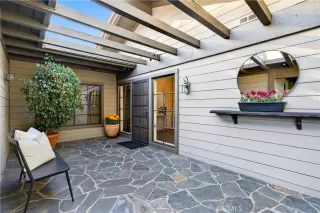 Photo #5: OC25246271 Listing