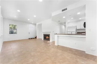 Photo #3: OC25246638 Listing 