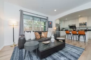 Photo #4: OC25246649 Listing 