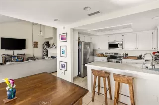 Photo #5: OC25246744 Listing 