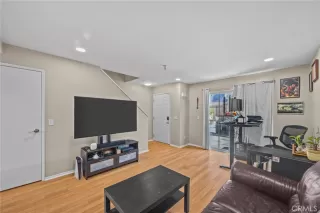 Photo #1: OC25246955 Listing 