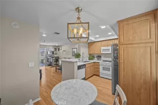 Photo #5: OC25246955 Listing 