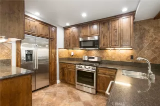 Photo #3: OC25247447 Listing 