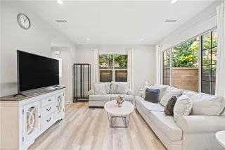 Photo #2: OC25247608 Listing 