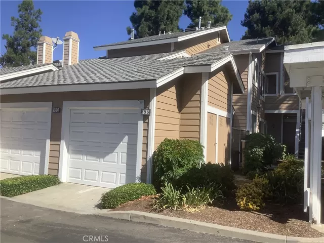 MLS: OC25247718 Condo For Sale