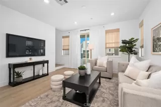 Photo #5: OC25247898 Listing 