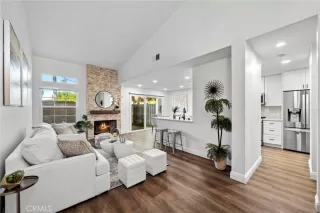 Photo #4: OC25247981 Listing