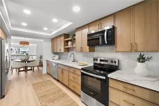 Photo #3: OC25248312 Listing 