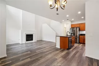 Photo #4: OC25248594 Listing 