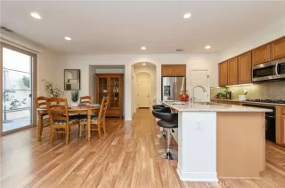 Photo #3: OC25248613 Listing 