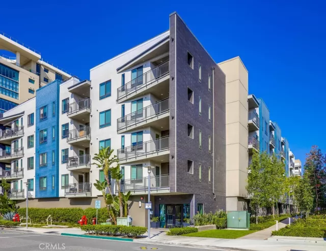 MLS: OC25248815 Condo For Sale