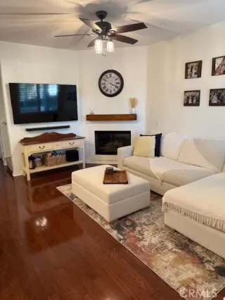 Photo #3: OC25248993 Listing 