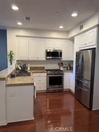 Photo #5: OC25248993 Listing 