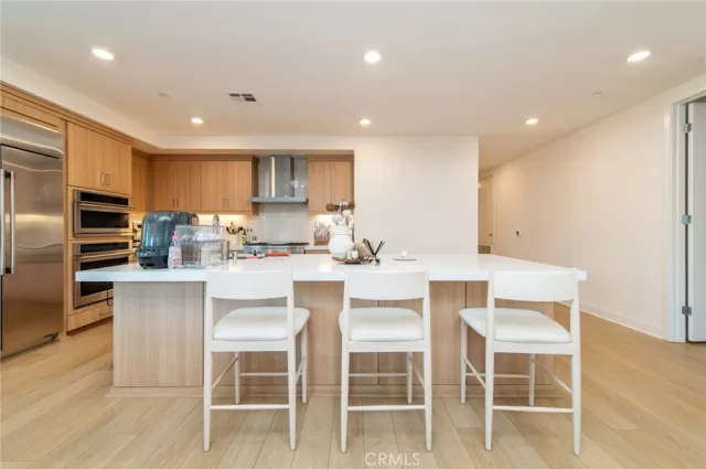 MLS: OC25249127 Condo For Sale