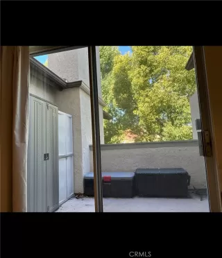 Photo #5: OC25249333 Listing