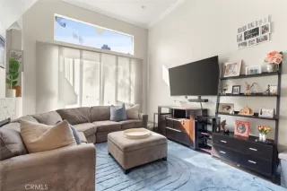 Photo #4: OC25249587 Listing 