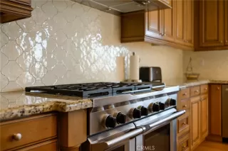 Photo #6: OC25249651 Listing 