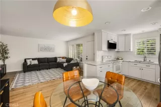 Photo #6: OC25249687 Listing 