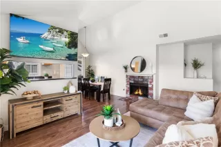 Photo #1: OC25249757 Listing