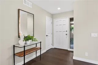 Photo #4: OC25250149 Listing