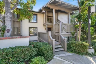 Photo #1: OC25250186 Listing