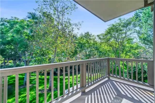 Photo #5: OC25250186 Listing