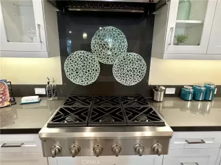 Photo #4: OC25250772 Listing