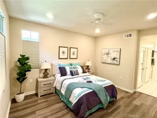 Photo #5: OC25250772 Listing