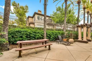 Photo #5: OC25251947 Listing 