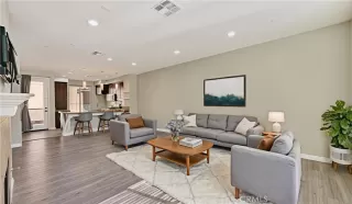 Photo #3: OC25251984 Listing 