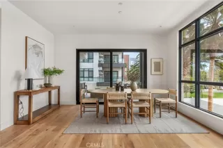 Photo #5: OC25252199 Listing 