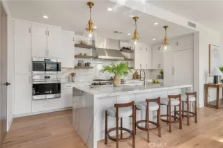 Photo #6: OC25252199 Listing 