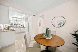 Photo #6: OC25252251 Listing