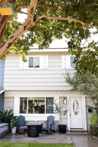 Photo #5: OC25252344 Listing 