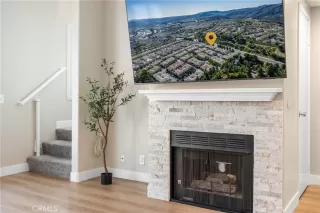 Photo #5: OC25252514 Listing