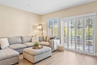 Photo #6: OC25252514 Listing