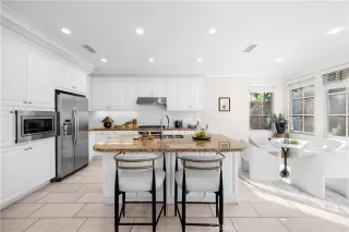 Photo #6: OC25252665 Listing 