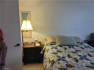 Photo #2: OC25252708 Listing