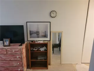 Photo #4: OC25252708 Listing